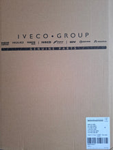 Carica l&#39;immagine nel visualizzatore di Gallery, 5802700221 FILTRO ARIA IVECO T WAY