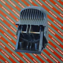 Carica l'immagine nel visualizzatore di Gallery, 42538400 VALVOLA COMANDO REGOLAZIONE SEDILE IVECO STRALIS TRAKKER EUROCARGO ASTRA HD ISRI