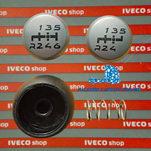 Carica l'immagine nel visualizzatore di Gallery, 42556781 KIT POMELLO COPERCHIO E MOLLA LEVA IVECO EUROCARGO 100E18-100E22 EURO 4