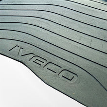 Carica l&#39;immagine nel visualizzatore di Gallery, 52094 TAPPETI IN GOMMA IVECO DAILY DAL 2014 IN PRODUZIONE