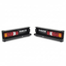 Carica l'immagine nel visualizzatore di Gallery, 500051655 KIT 2 GRIGLIE PARASASSI FANALI POSTERIORI IVECO DAILY CASSONATI DAL 2022 35S 35C 40C 50C 60C 65C