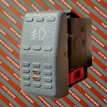 Carica l'immagine nel visualizzatore di Gallery, 500389469 INTERRUTTORE FARI FENDINEBBIA IVECO EUROSTAR EUROTECH EUROCARGO EUROTRAKKER