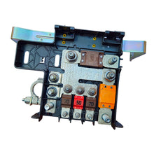Carica l'immagine nel visualizzatore di Gallery, 69501539_CENTRALINA_PORTA_FUSIBILI_ECU_IVECO_69500831 originale
