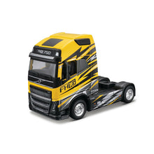 Carica l'immagine nel visualizzatore di Gallery, BURAGO KIT LOTTO 6 TRATTORI STRADALI MOTRICE SCALA 1:43 SCANIA MERCEDES VOLVO TRUCK