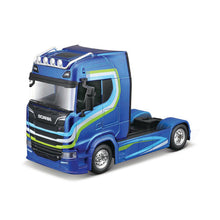 Carica l'immagine nel visualizzatore di Gallery, BURAGO KIT LOTTO 6 TRATTORI STRADALI MOTRICE SCALA 1:43 SCANIA MERCEDES VOLVO TRUCK