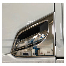 Carica l'immagine nel visualizzatore di Gallery, KIT TUNING IN ACCIAO INOX SET 2 CORNICI COPRIMANIGLIE CON LOGO IVECO S-WAY