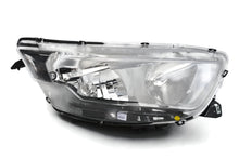 Carica l&#39;immagine nel visualizzatore di Gallery, 40601 PRIOETTORE FARO ELETTRICO SENZA MOTORINO ANTERIORE DESTRO / SINISTRO IVECO DAILY DAL 2014