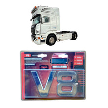 Carica l'immagine nel visualizzatore di Gallery, SCRITTA ADESIVA V 8 PER CAMION SCANIA, AUTOVETTURA CON MOTORE V8. COLORE GRIGIO SPECCHIO, EMBLEMA IN 3D TRIDIMENSIONALE.