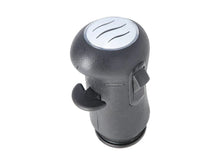 Carica l'immagine nel visualizzatore di Gallery, POMELLO COMANDO LEVA SELETTORE MARCE CAMBIO RENAULT MAGNUM PREMIUM KERAX. oem Renault trucks 5010639250, Volvo 20707704