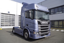 Carica l&#39;immagine nel visualizzatore di Gallery, KIT 2 PARASPRUZZI ANTERIORI SCANIA LOGO OLD SKOOL NERO O BIANCO