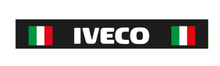 Carica l'immagine nel visualizzatore di Gallery, PARASPRUZZO LUNGO TRAVERSA POSTERIORE DAILY CM 185 X 28 LOGO IVECO CON BANDIERA ITALIANA 35.8 35.10 35.12 49.10 49.12 59.10 59.12 35C 50C 60C 65C 70C