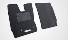 Carica l&#39;immagine nel visualizzatore di Gallery, 51248 KIT 2 TAPPETINI CABINA IN MOQUETTE IVECO EUROCARGO DAL 2008 IN PRODUZIONE