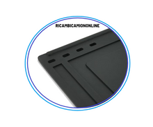 Carica l&#39;immagine nel visualizzatore di Gallery, KIT 2 PARASPRUZZI ANTERIORI LOGO SCANIA STIHOLT NERO O BIANCO