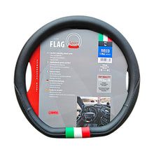 Carica l'immagine nel visualizzatore di Gallery, COPRI VOLANTE in ECO PELLE NERA, marca lampa codice 97838. compatibile IVECO gamma way:  S-WAY T-WAY X-WAY CON BANDIERA ITALIA. coprivolante sportivo, ricamato, sartoria, nero,  con bandiera nazionale italiana. prodotto in talia. spedizione italia internazionale, asti