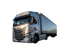 Carica l&#39;immagine nel visualizzatore di Gallery, KIT 2 PARASPRUZZI BIANCO SAGOMATO ANTERIORI LOGO IVECO SWAY