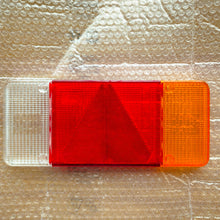 Carica l&#39;immagine nel visualizzatore di Gallery, MDVF0031 GEMMA PLASTICA POSTERIORE DESTRO RIMORCHIO