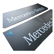 Carica l'immagine nel visualizzatore di Gallery, KIT 2 PARASPRUZZI ANTERIORI MERCEDES BENZ ACTROS AXOR ATEGO 62x17 CM