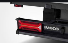 Carica l'immagine nel visualizzatore di Gallery, KIT 2 FANALI FULL LED POSTERIORI ORIGINALI IVECO DAILY DAL 2022 35C 50C 60C 65C
