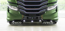 Carica l'immagine nel visualizzatore di Gallery, KIT 2 PARASPRUZZI ANTERIORI NEW LOGO IVECO STRALIS TRAKKER EUROCARGO EUROSTAR 520 S-WAY X-WAY T-WAY 62X17 CM