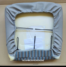 Carica l'immagine nel visualizzatore di Gallery, SEDUTA SEDILE IMBOTTITA CON FODERA TRAMA TESSUTO ORIGINALE IVECO NEW DAILY DAL 1989 al 1996 30.8 35.8 35.10 40.8 40.10 45.10 49.10 59.10