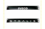 SIGLA ADESIVA SU VISIERA PARASOLE IVECO - STRALIS TRAKKER