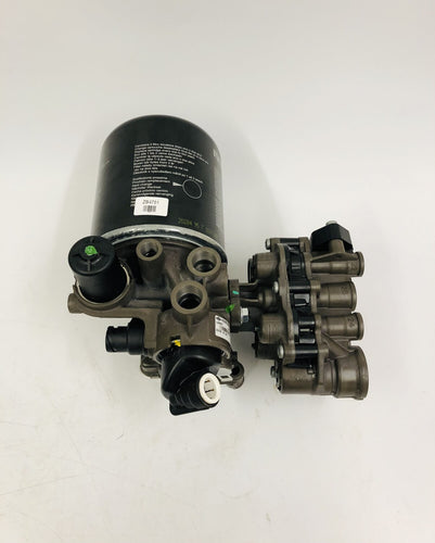 ZB4751   ESSICATORE COMPLETO NUOVO IVECO STRALIS TRAKKER EURO6